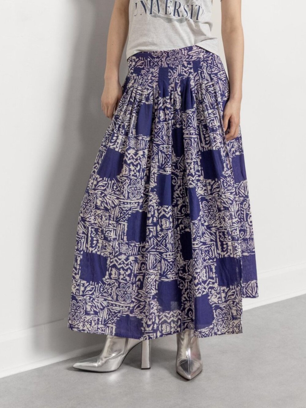 Vintage 90's Festival Maxi Skirt: Purple Geometric Pattern Wrap Style